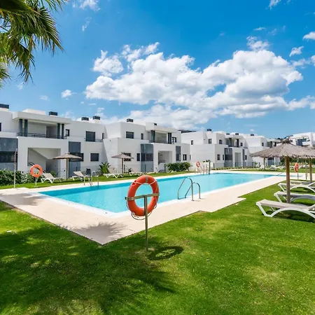 Unwind In Stylish Comfort At Golf Rdr478 * Casares